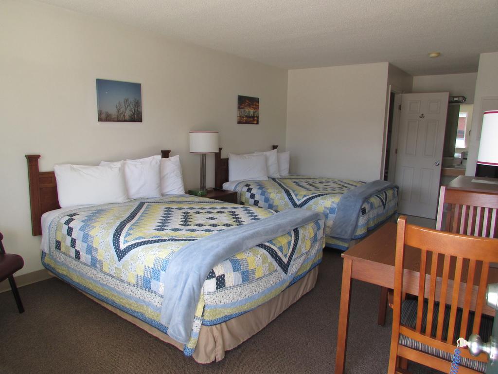 Douglas Inn & Suites, Blue Ridge, Ga Екстериор снимка