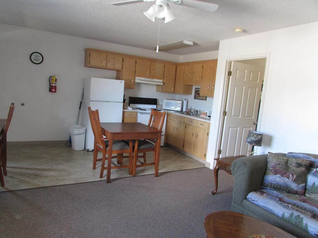 Douglas Inn & Suites, Blue Ridge, Ga Екстериор снимка