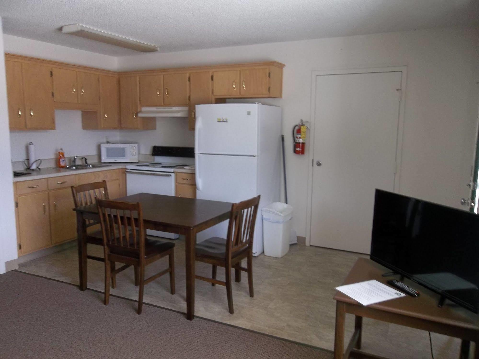 Douglas Inn & Suites, Blue Ridge, Ga Екстериор снимка