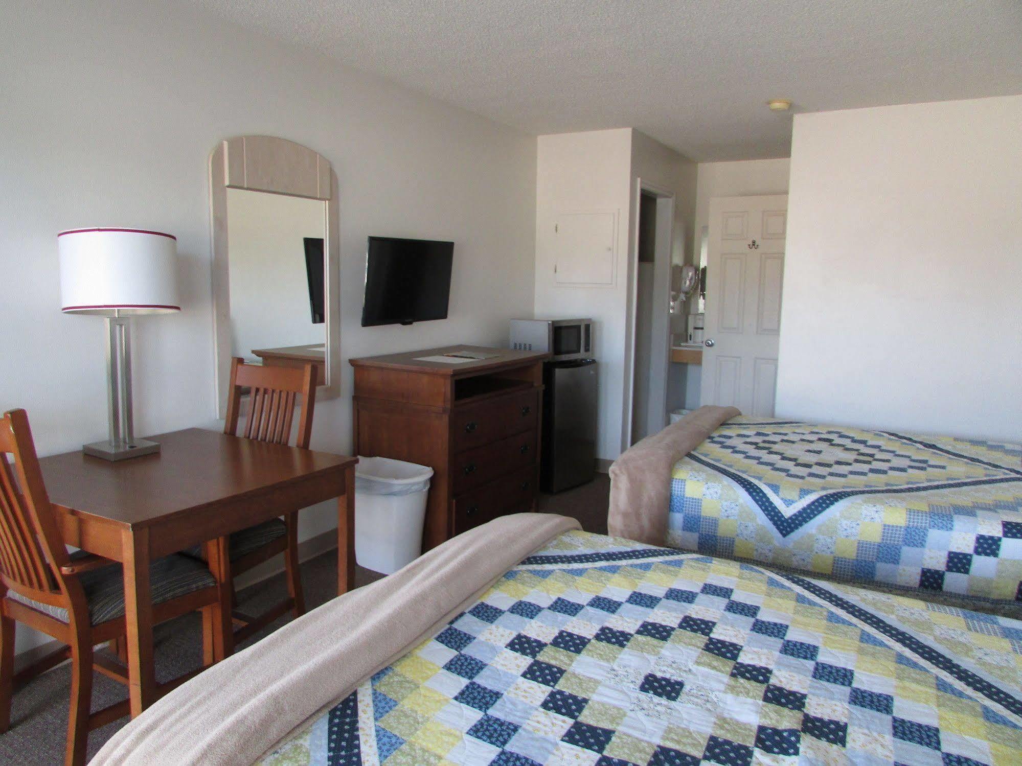 Douglas Inn & Suites, Blue Ridge, Ga Екстериор снимка
